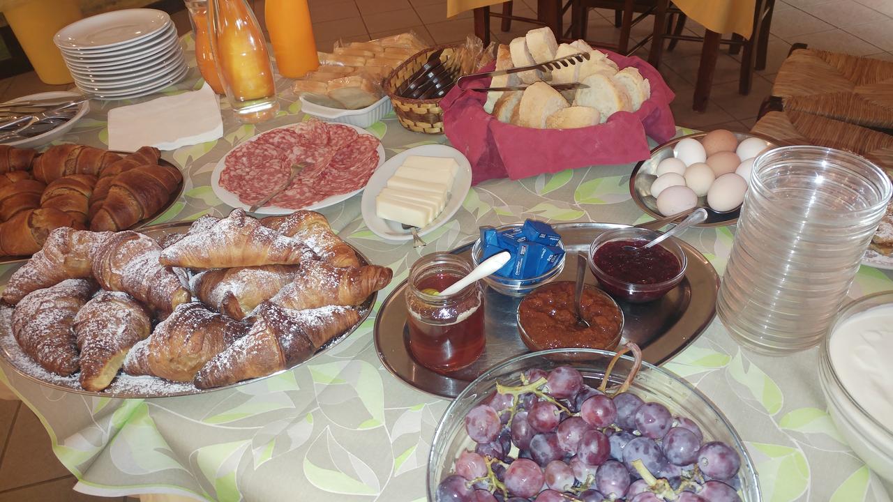 Agriturismo Parco Campofelice Lombardore Eksteriør billede